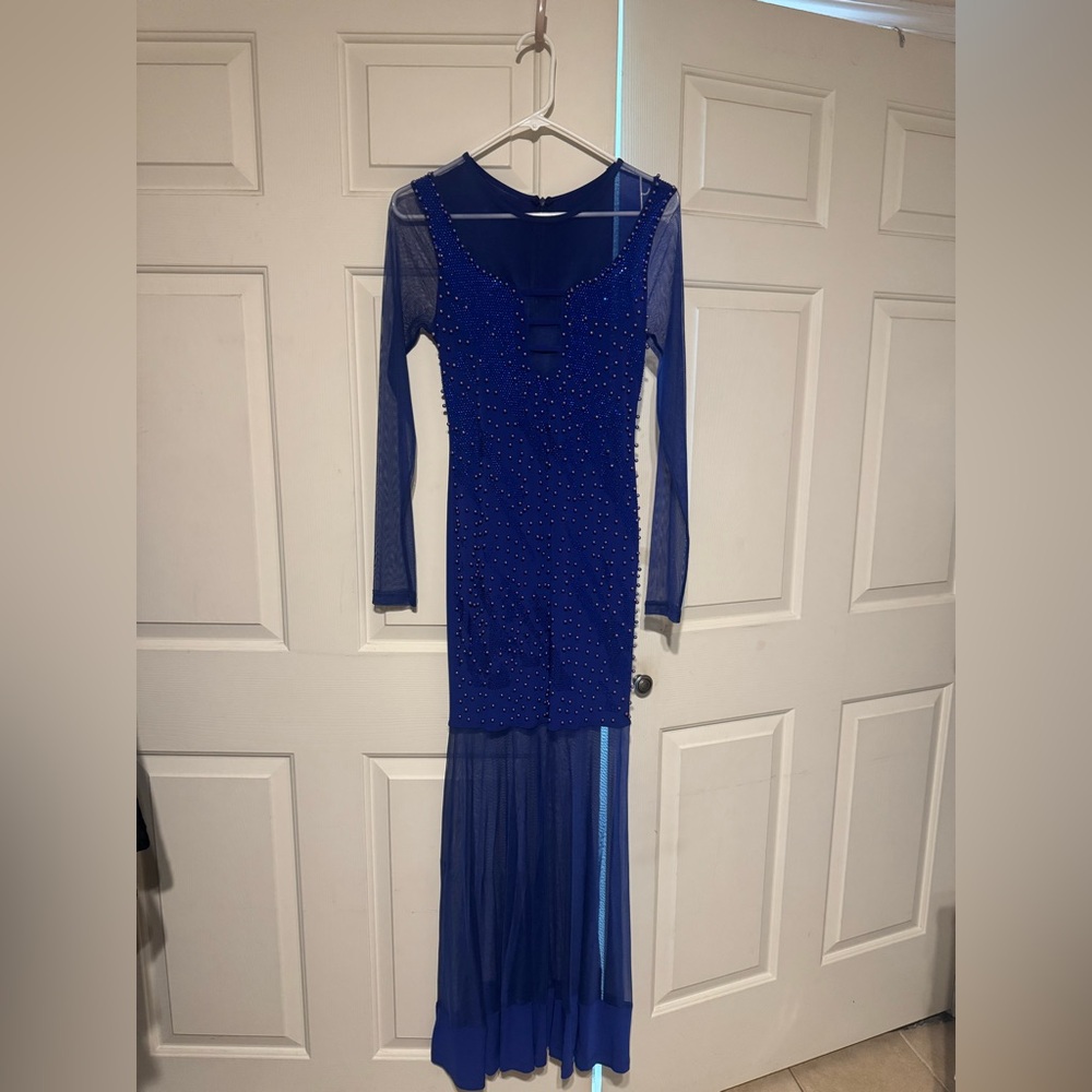 Elegant Blue Long Sleeve Dress
